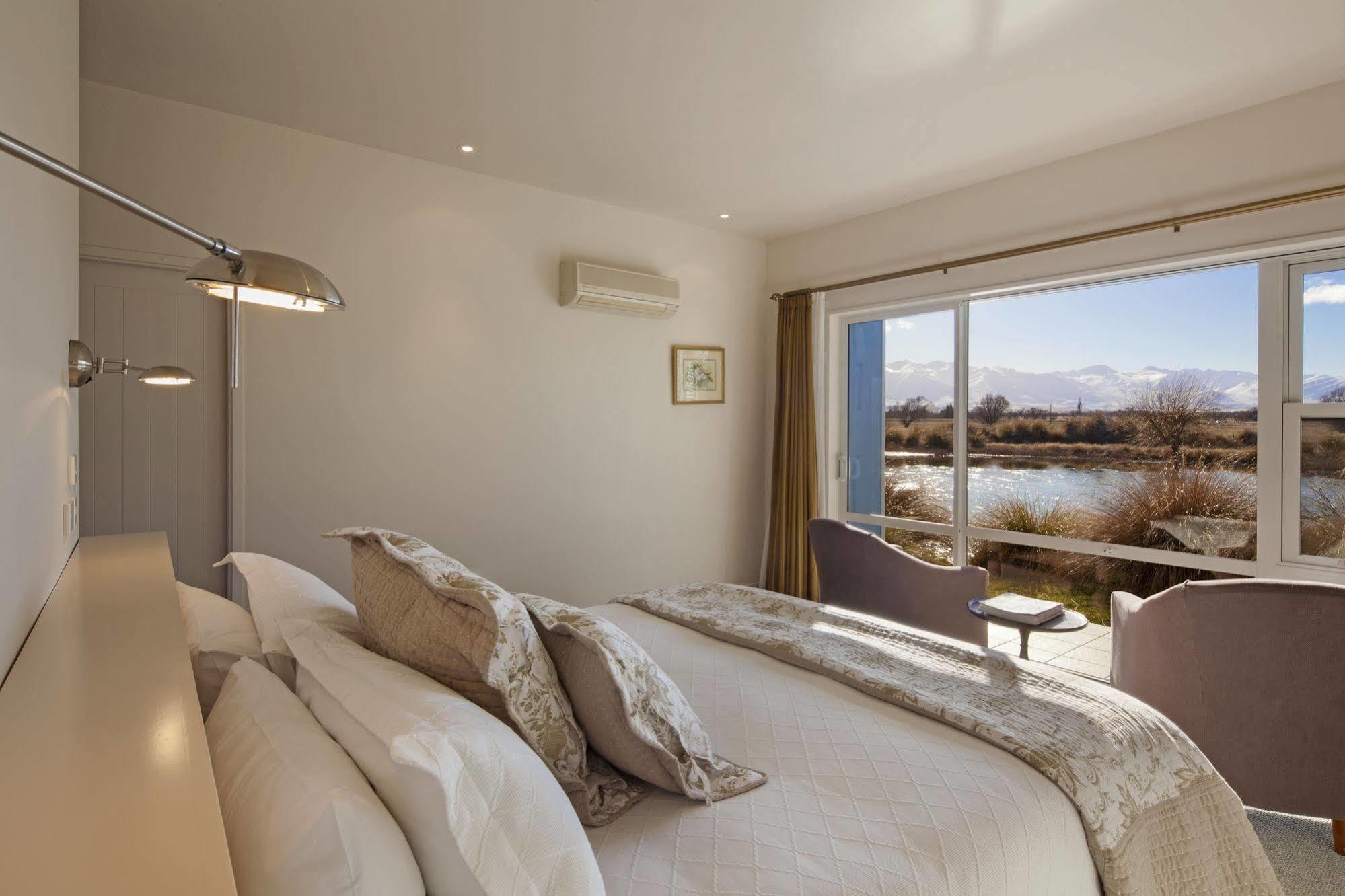 Matuka Lodge Twizel Exterior photo